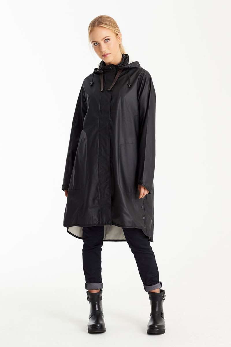 Ilse Jacobsen Long Raincoat in Black 001 RAIN71
